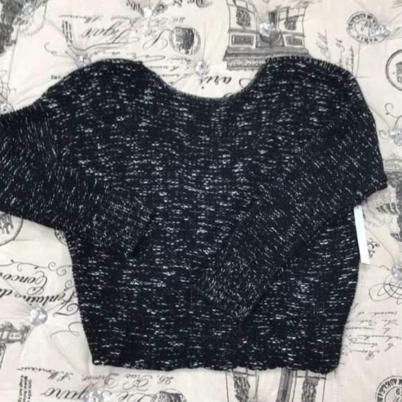 Abound Women's Twist Back Sweater - Picture 4 of 7